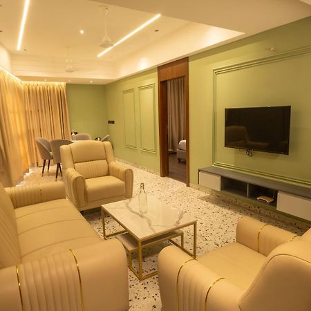 Hotel Parsons Court ดินดิกุล ภายนอก รูปภาพ