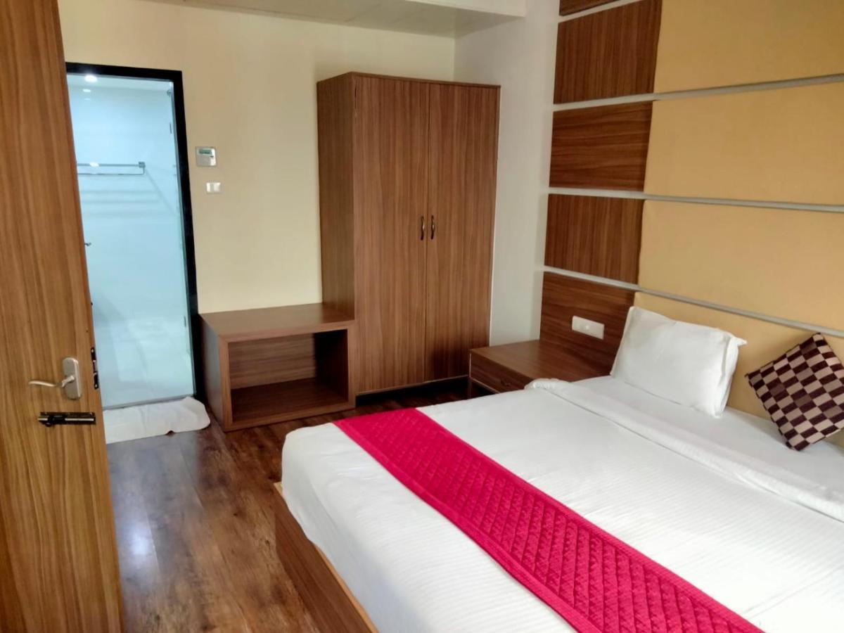 Hotel Parsons Court ดินดิกุล ภายนอก รูปภาพ