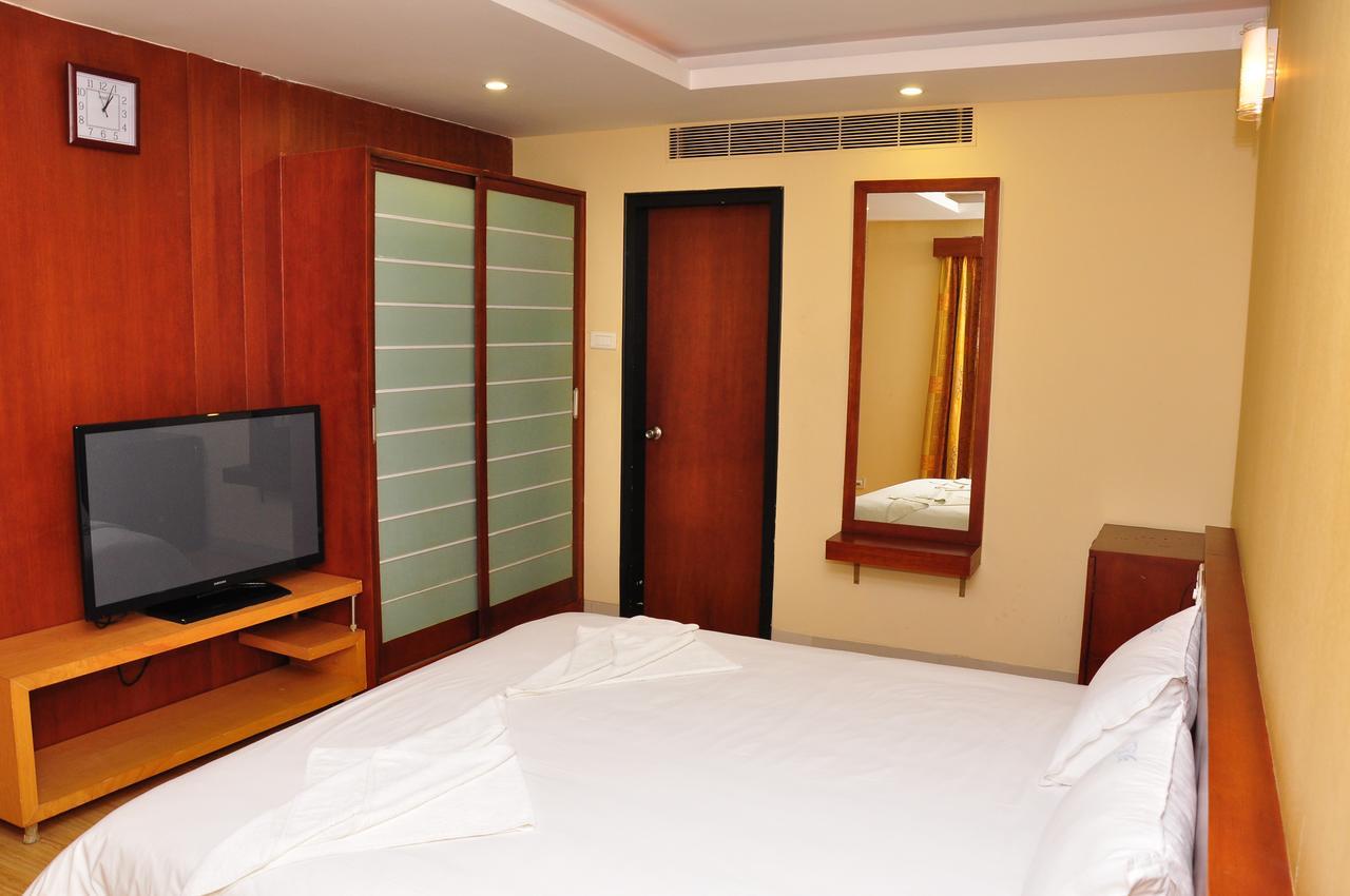 Hotel Parsons Court ดินดิกุล ภายนอก รูปภาพ