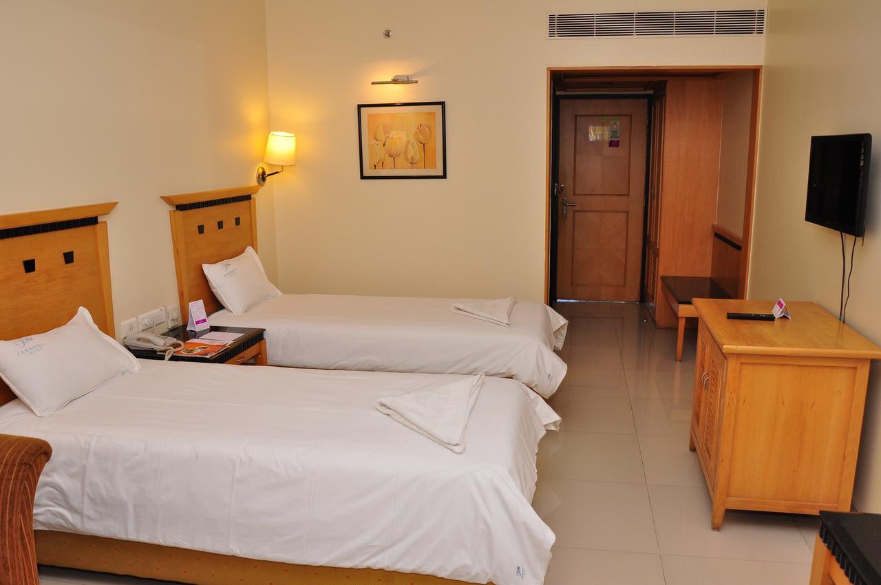 Hotel Parsons Court ดินดิกุล ภายนอก รูปภาพ