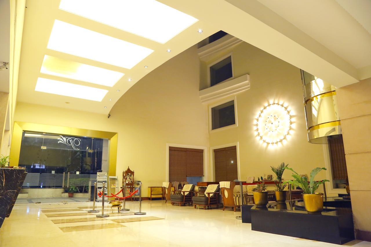 Hotel Parsons Court ดินดิกุล ภายนอก รูปภาพ