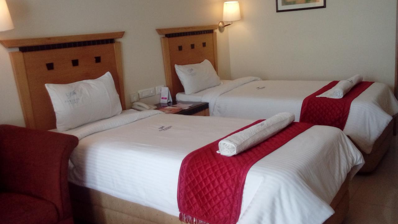 Hotel Parsons Court ดินดิกุล ภายนอก รูปภาพ